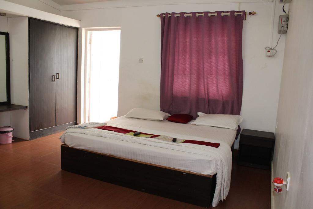 Bed and Breakfast Sugar Plum Macedo Palms Baga Zimmer foto