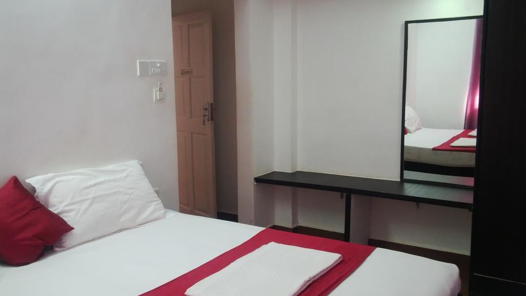 Bed and Breakfast Sugar Plum Macedo Palms Baga Exterior foto